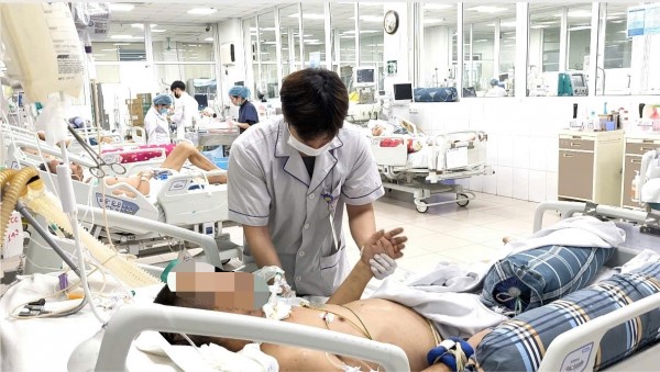 Bệnh nhân cúm A nguy kịch vì nhiễm nấm Aspergillus xâm lấn phổi